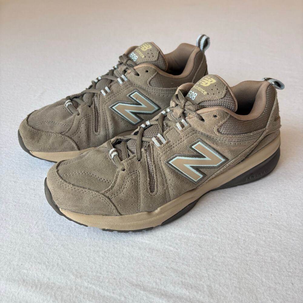 New Balance 608v5 Trainer Sneakers Women’s Size US 10 Suede Khaki Athleisure